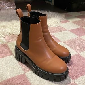 Rule London platform Chelsea boots
